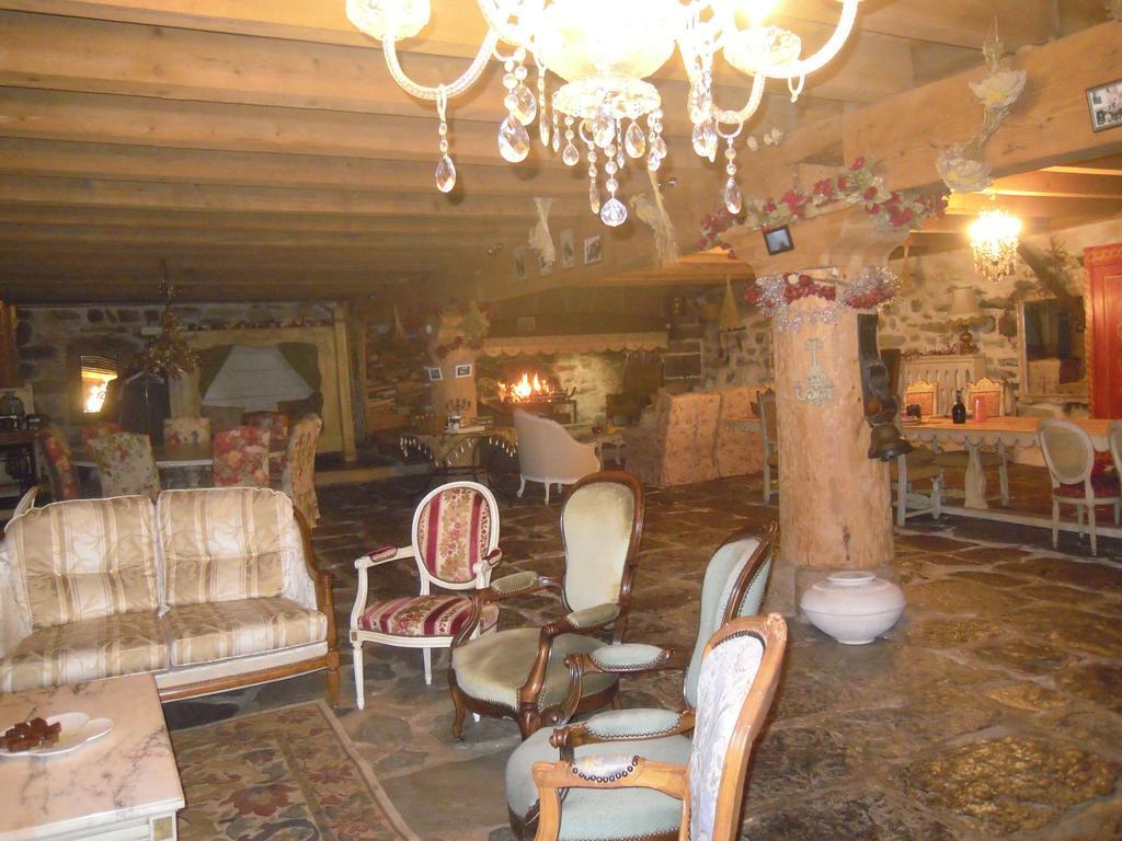 레 에스따블르 Le Francillon B&B 외부 사진