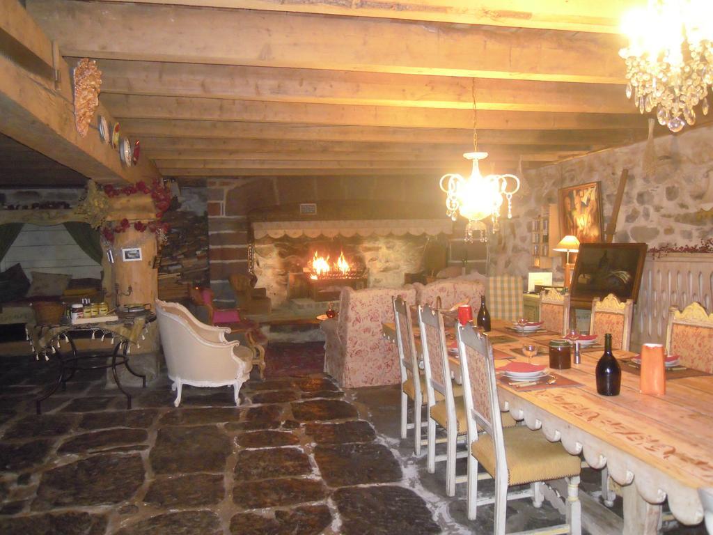 레 에스따블르 Le Francillon B&B 외부 사진